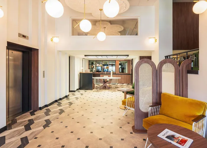 Le Splendid Hotel Lac D'Annecy - Handwritten Collection